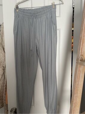 Women’s Light Gray Jogger Pants - Casual Drawstring Waist
